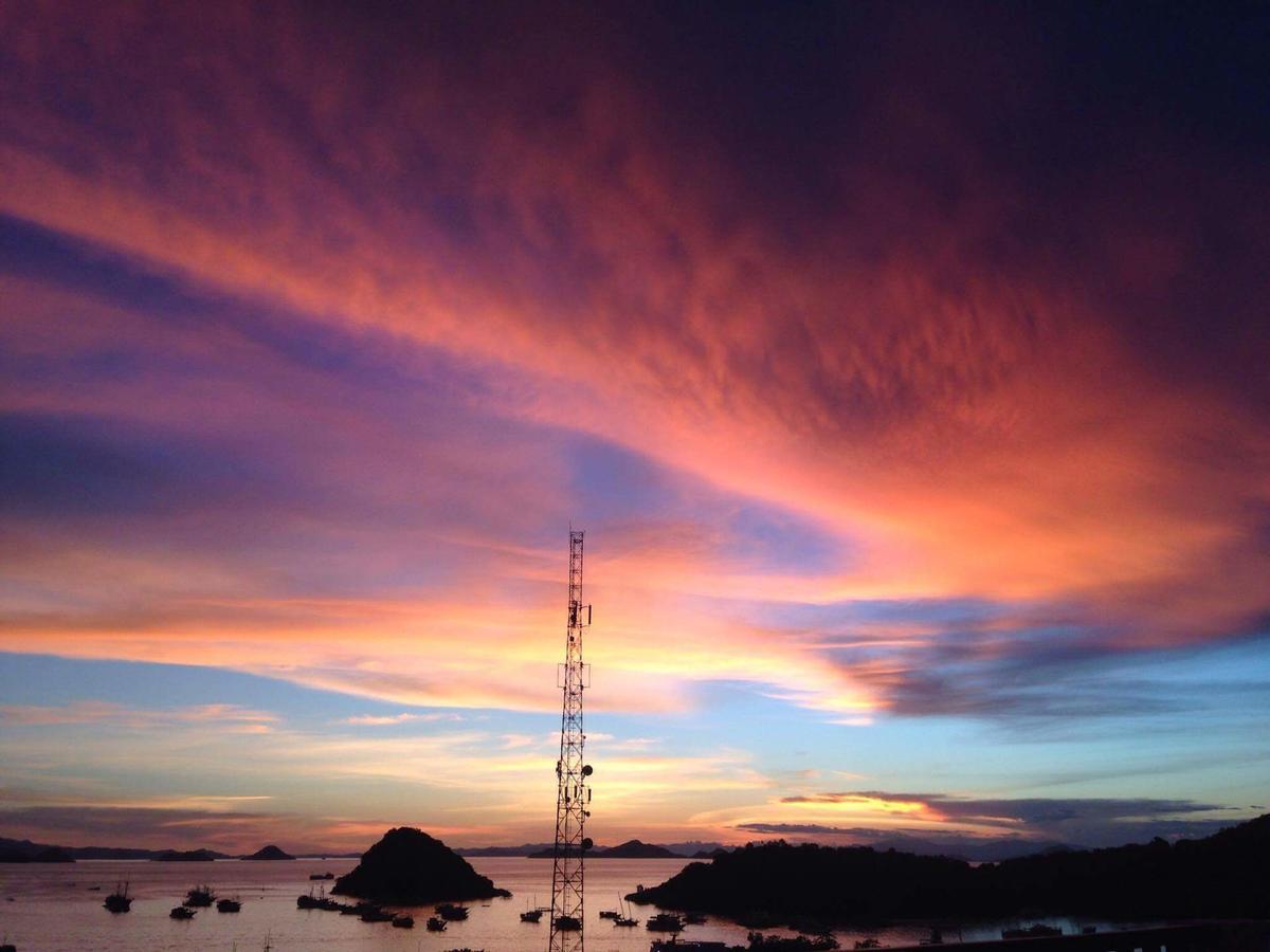 Mawar Hotel Labuan Bajo Exterior foto
