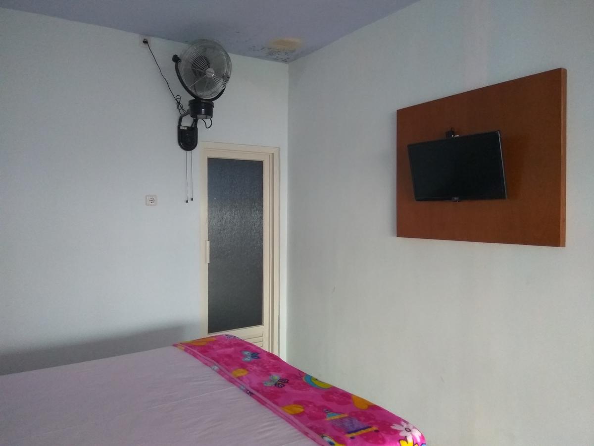 Mawar Hotel Labuan Bajo Exterior foto