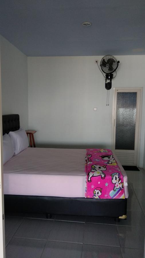 Mawar Hotel Labuan Bajo Exterior foto